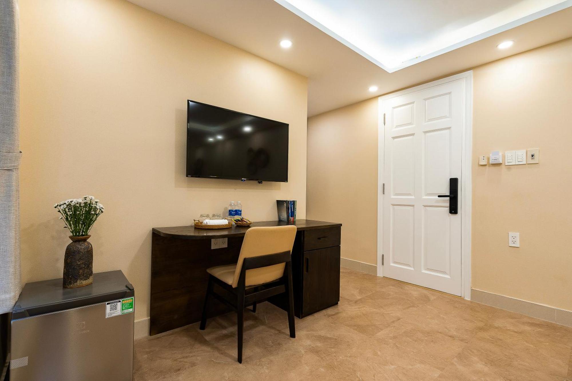 Hemtouch House Hotel Ho Chi Minh City Exterior photo