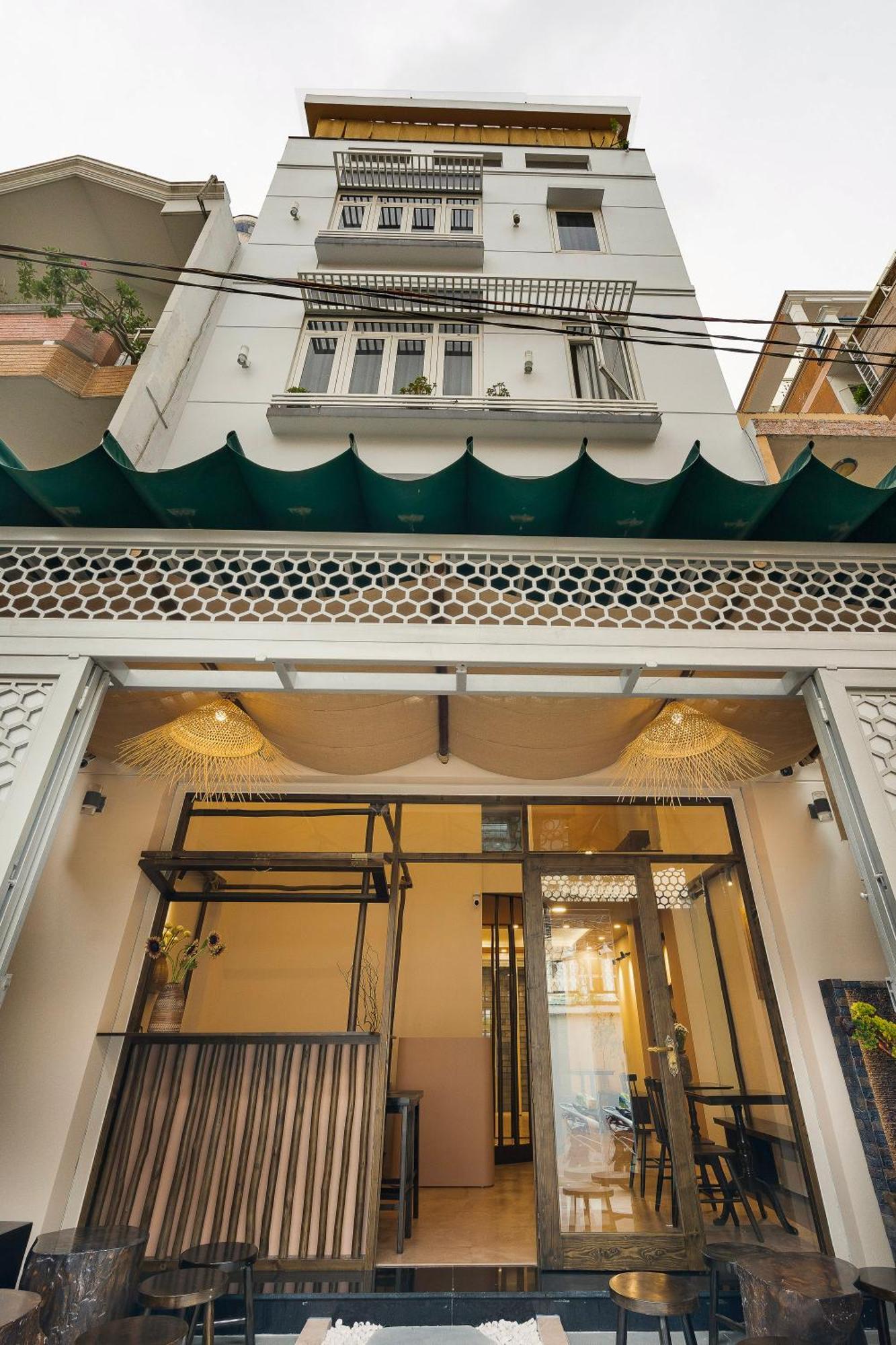 Hemtouch House Hotel Ho Chi Minh City Exterior photo